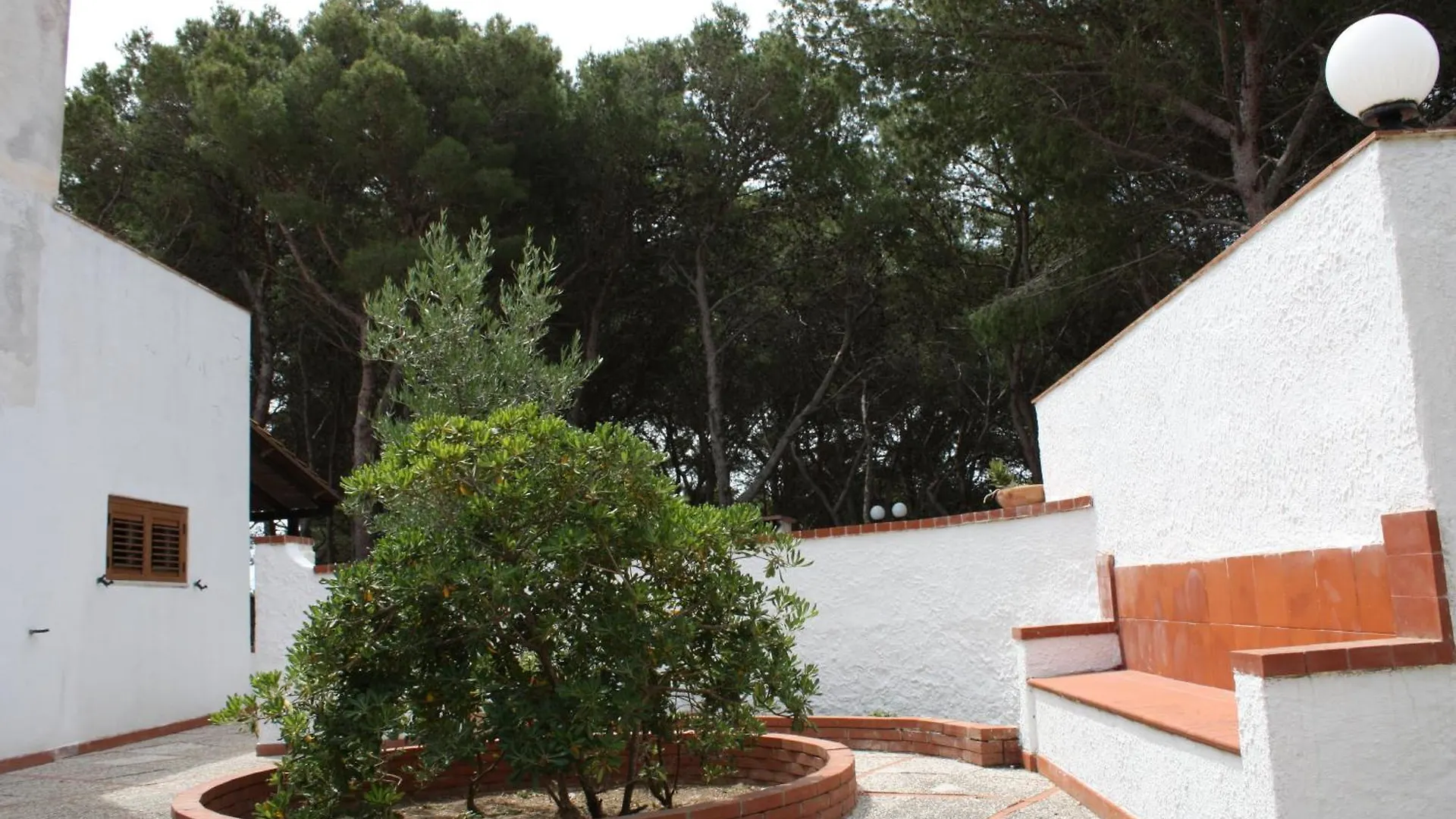 Tatil Evi Villa Con Pineta Tra Paese E Mare Favignana